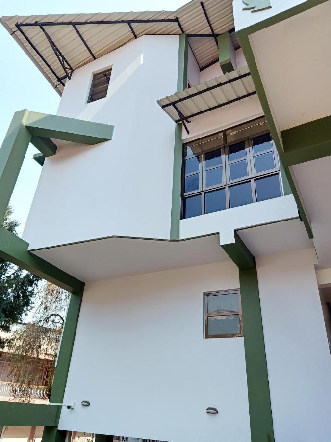 Khriang Khongwir Homestay Shillong Bagian luar foto